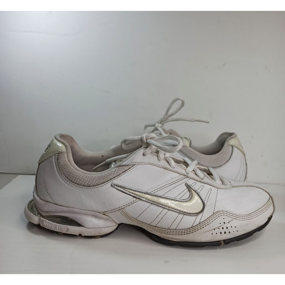 Nike Sneaker Women 9.5 White Running Shoes Air Exceed Lace Up Low Top - Picture 3 of 8